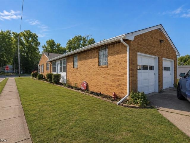 House for sale in Alliance, Ohio