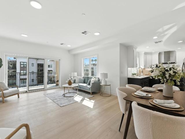 Condo for sale in San Mateo, California