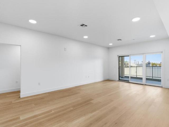 Condo for sale in San Mateo, California