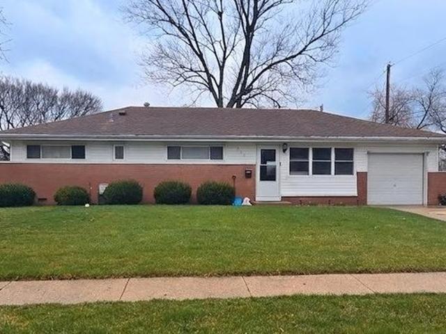House for sale in Hoffman Estates, Illinois