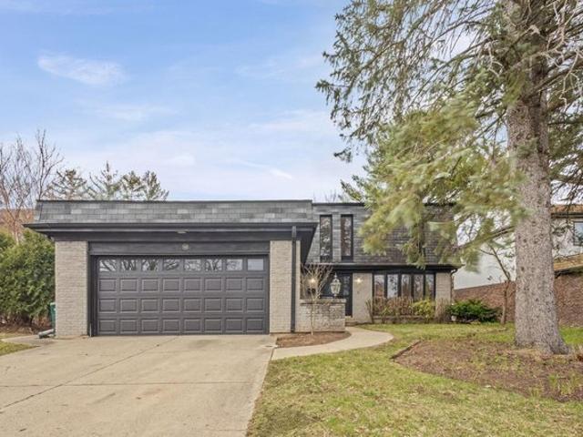 House for sale in Wilmette, Illinois