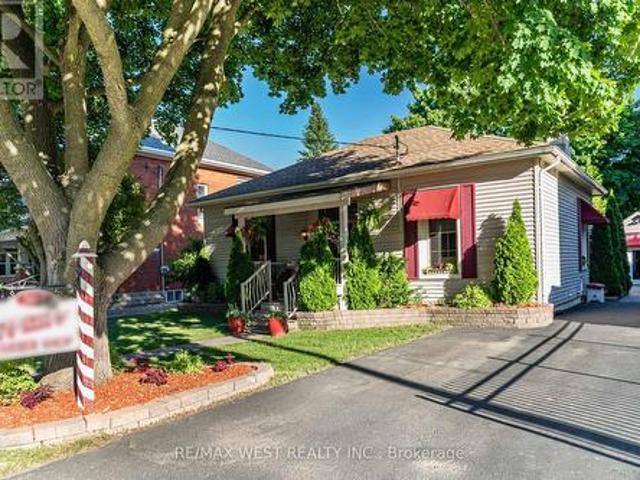 Commercial for sale in Woodstock, Ontario