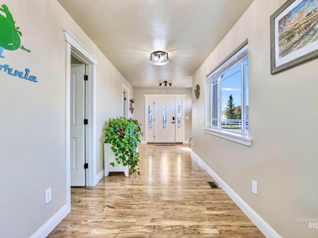 House for sale in Gooding, Idaho