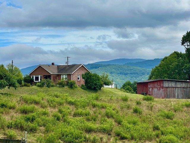 House for sale in Avery, North Carolina