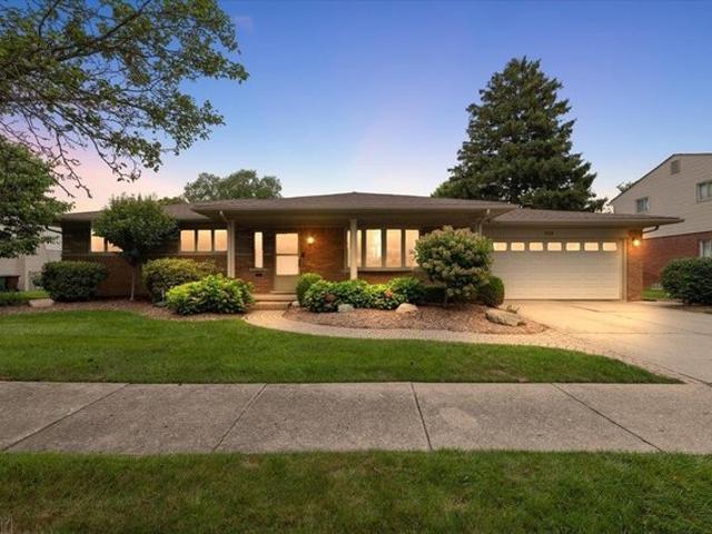 House for sale in Grosse Pointe, Michigan