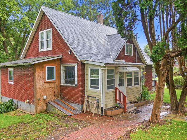 House for sale in Mercer, Pennsylvania