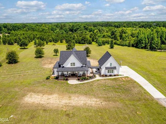 House for sale in Mansfield, Georgia
