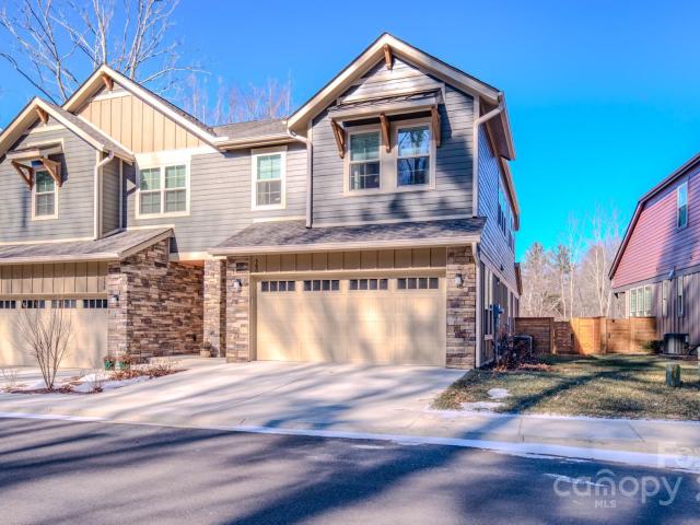 Townhouse for sale in Black Mountain, North Carolina