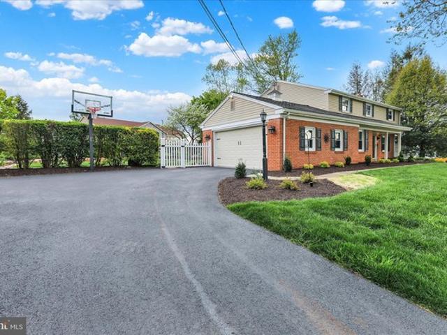 House for sale in New Holland, Pennsylvania