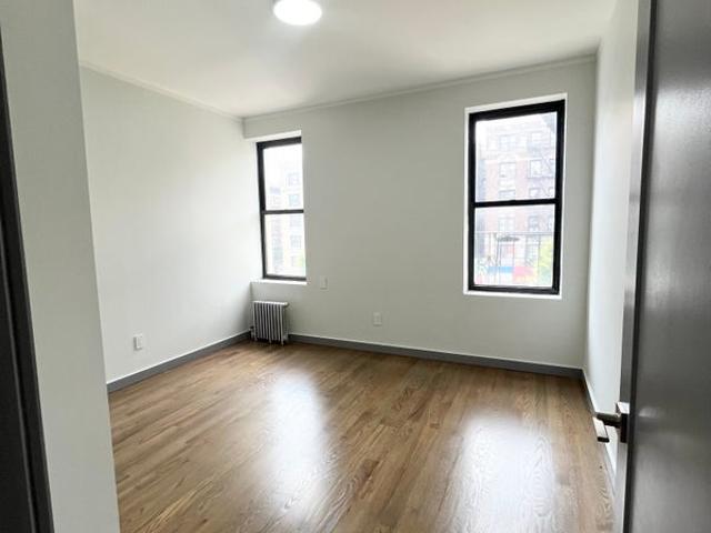 Room for rent in Arverne, New York