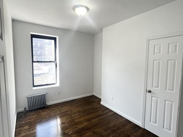 Room for rent in Arverne, New York
