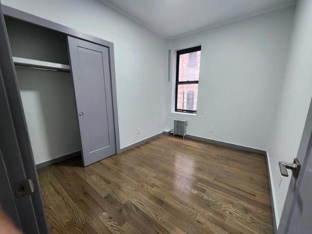 Room for rent in Arverne, New York
