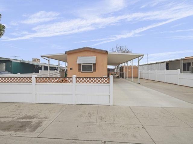 House for sale in Tulare, California