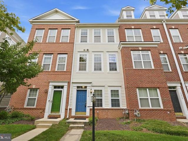 Townhouse for sale in Suitland, Maryland