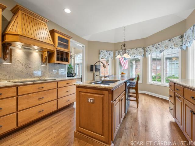Condo for sale in Downers Grove, Illinois