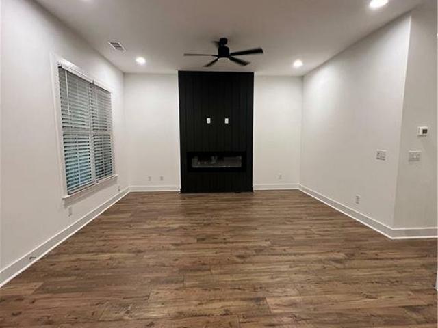 Townhouse for rent in Flowery Branch