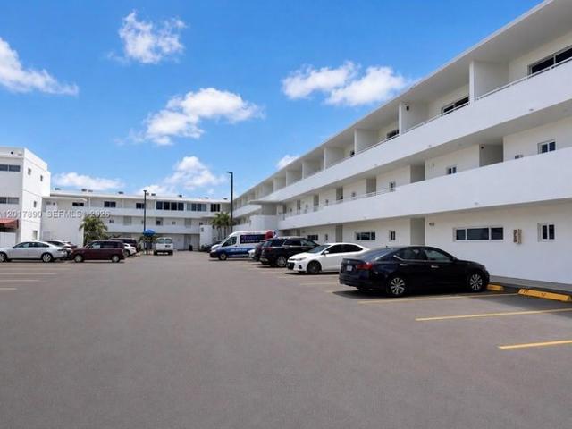 Condo for sale in Hialeah, Florida