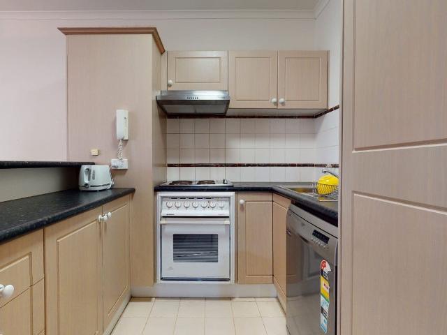 Apartment for rent in Carlton