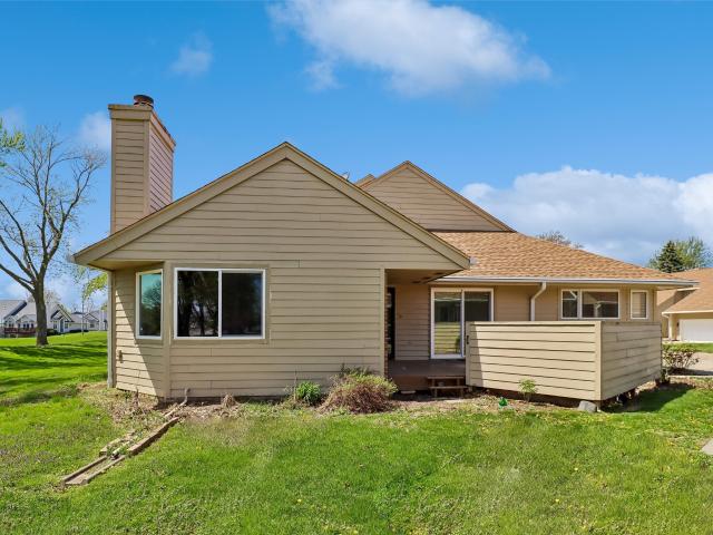 Condo for sale in Johnston, Iowa