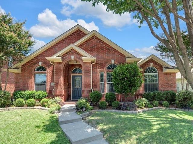 House for sale in Denton, Texas