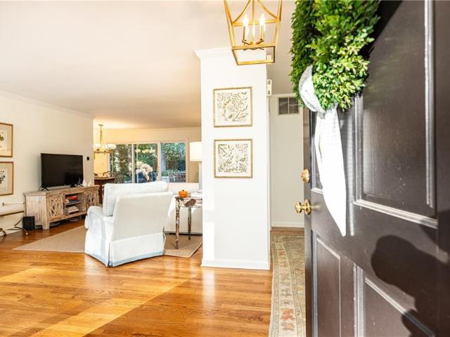 House for sale in Sandy Springs, Fulton County