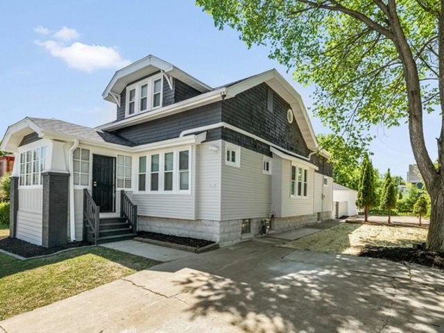 House for sale in Milwaukee, Wisconsin