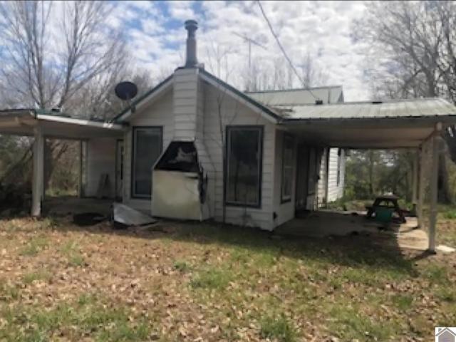 House for sale in Mayfield, Kentucky
