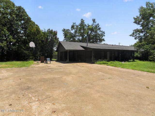 House for sale in Water Valley, Mississippi