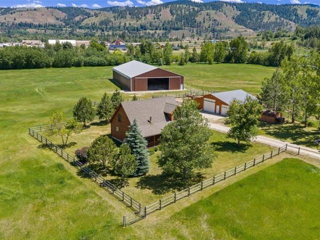 House for sale in Ravalli, Montana
