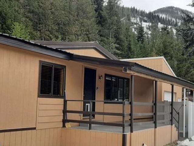 House for sale in Shoshone, Idaho