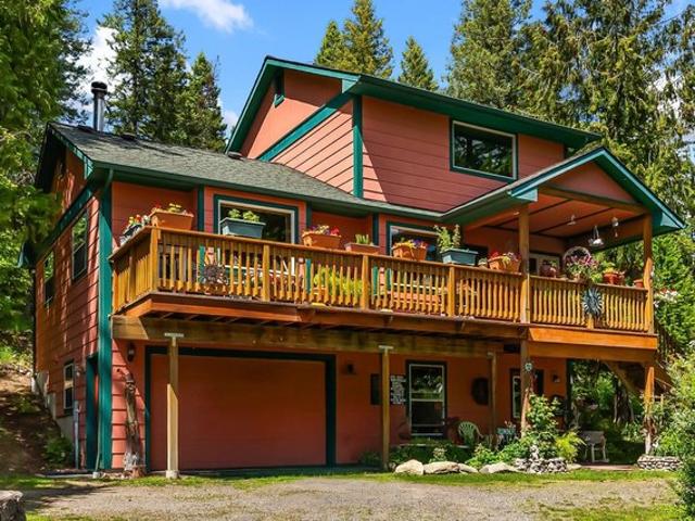 House for sale in Cocolalla, Idaho