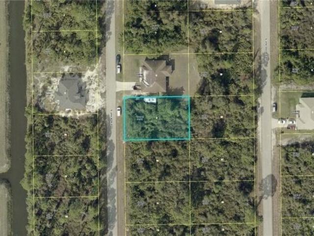 Land for sale in Lehigh Acres