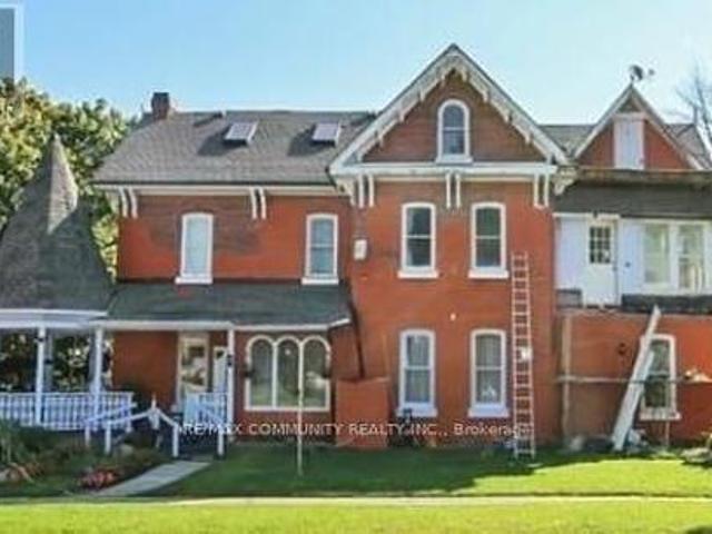 House for sale in Wiarton, Ontario