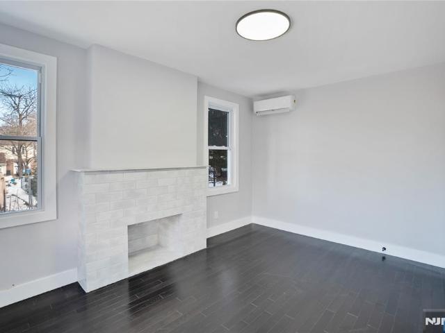 House for sale in Leonia, New Jersey