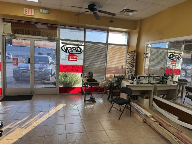 Commercial for sale in Smyrna