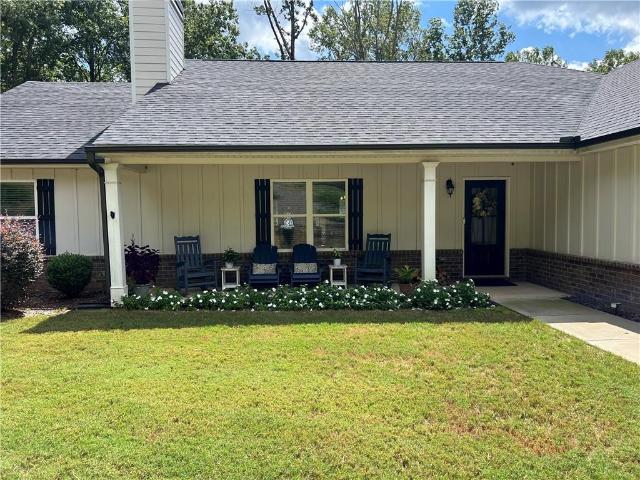 House for sale in Commerce, Georgia