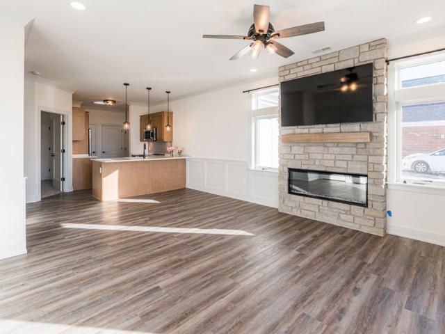 Condo for sale in Genoa, Illinois
