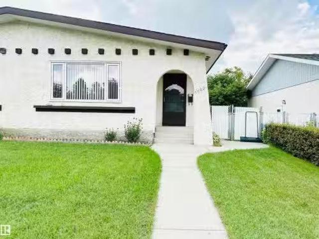 House for sale in Wetaskiwin, Alberta
