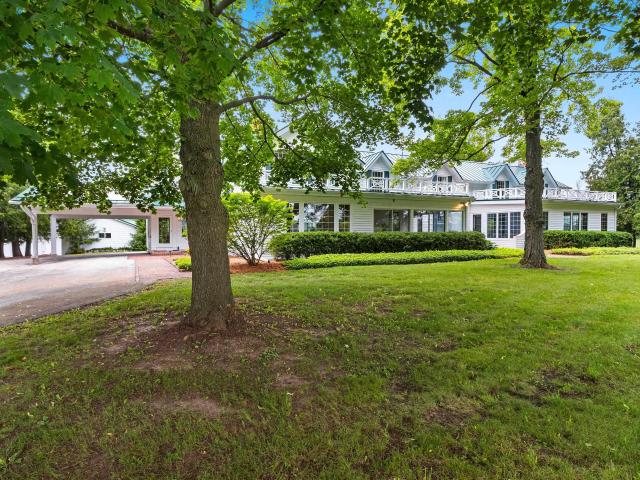 House for sale in Little Suamico, Wisconsin