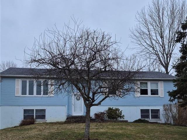 House for sale in Oneida, New York