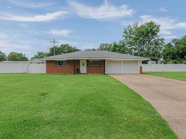 House for sale in Saint Francisville, Louisiana