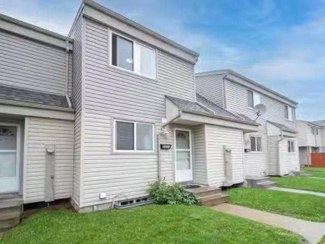 Condo for sale in Wedgewood, Alberta