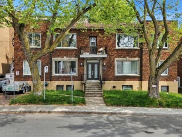 Property for rent in Côte-des-Neiges–Notre-Dame-de-Grâce, Montréal