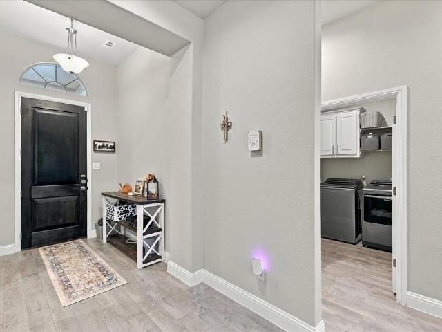 House for sale in Ellis, Texas