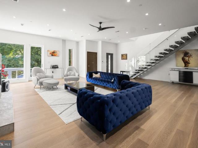 House for sale in Glen Mar Park, Bethesda
