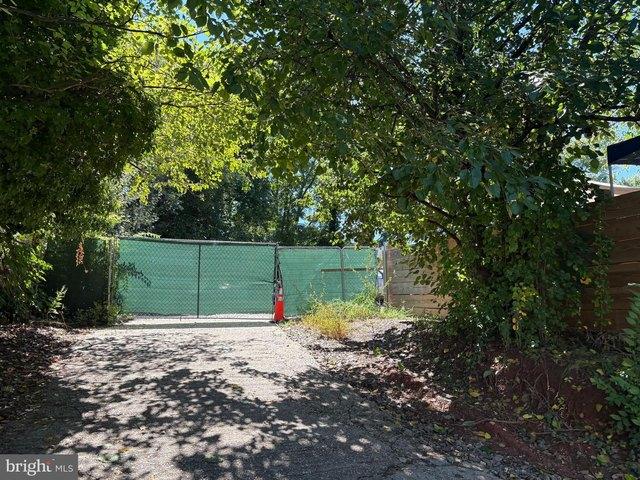 Land for sale in Bladensburg, Maryland