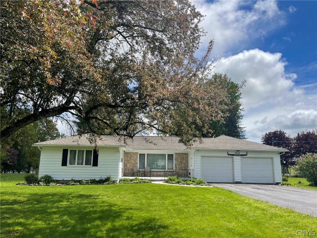 House for sale in Oneida, New York