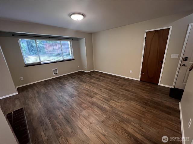 Townhouse for sale in Tracyton, Washington