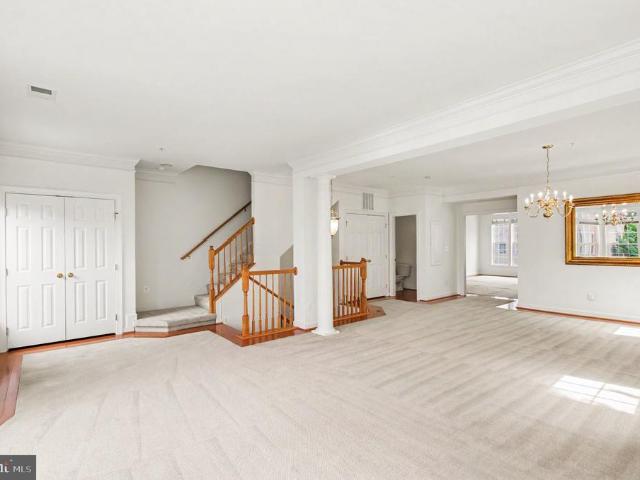 Condo for sale in Virginia