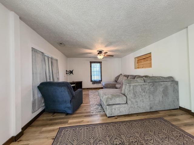 House for sale in La Russell, Missouri